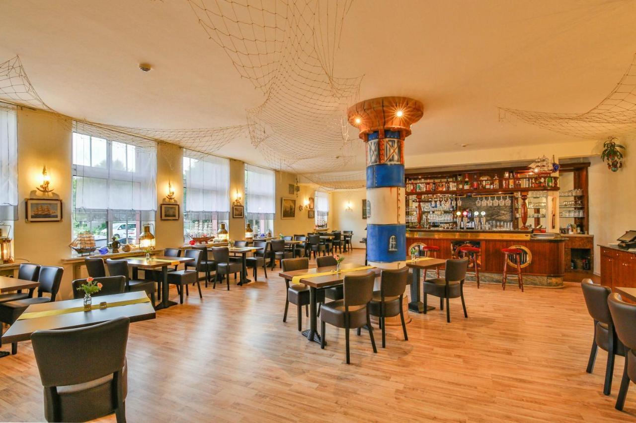 Hotel Und Restaurant "Zur Zwiebel" Peenemunde Eksteriør billede