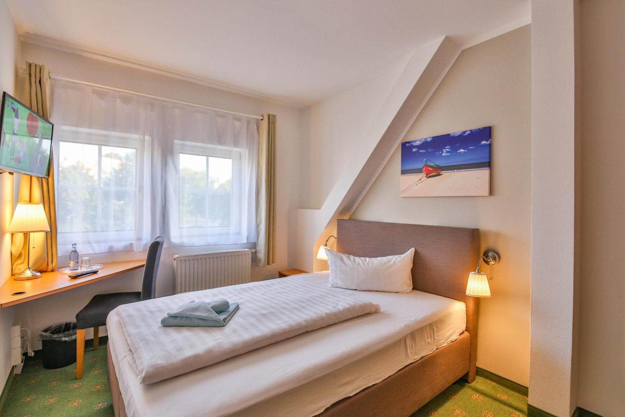 Hotel Und Restaurant "Zur Zwiebel" Peenemunde Værelse billede