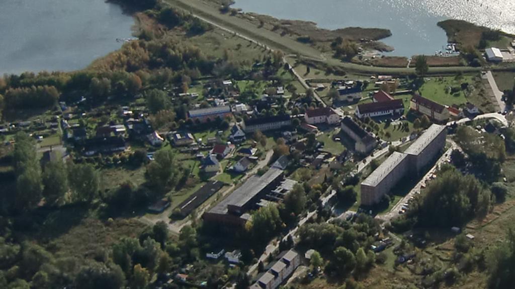 Hotel Und Restaurant "Zur Zwiebel" Peenemunde Eksteriør billede
